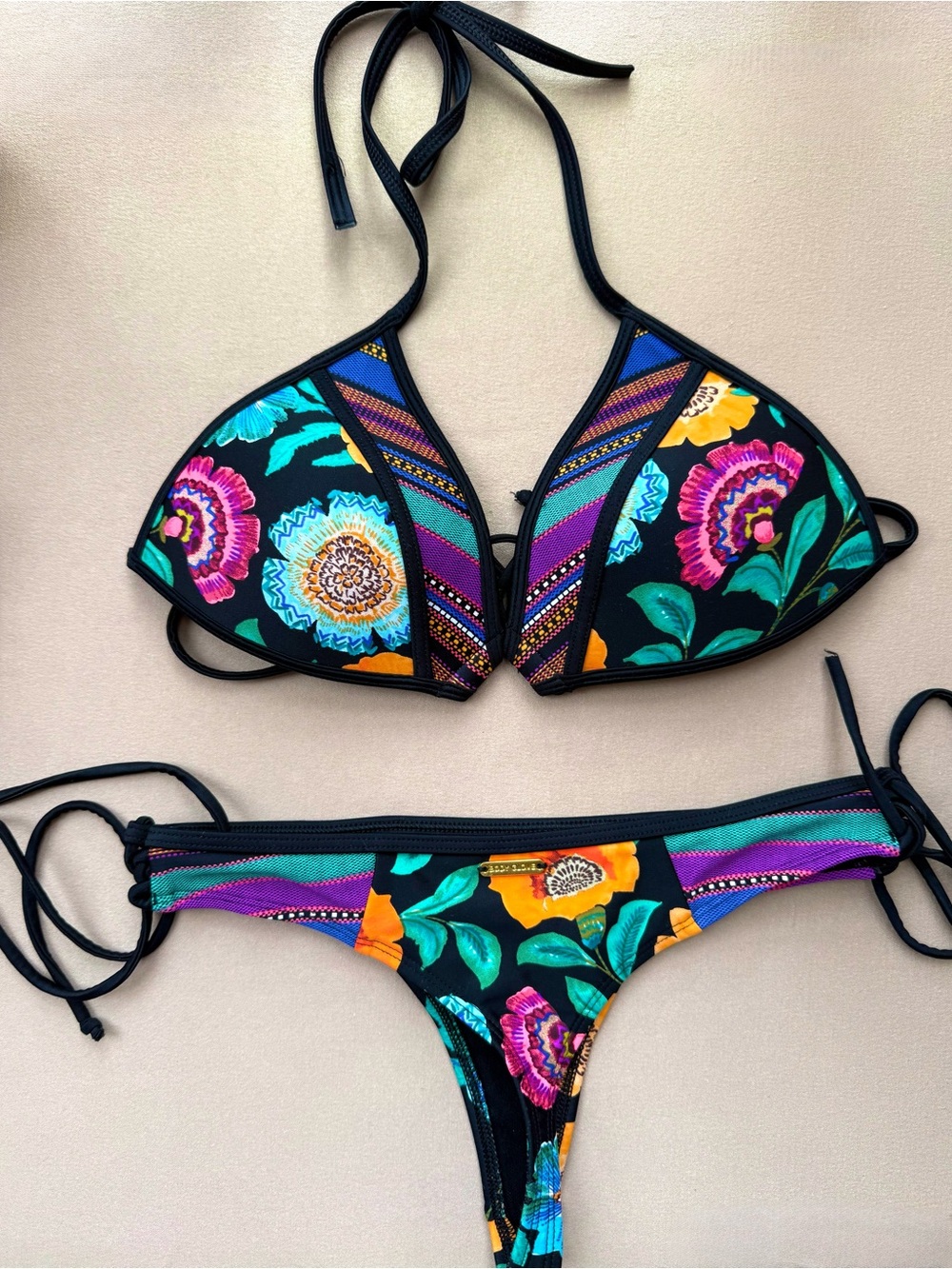 Body glove Floral Triangle String Bikini Set - Picture 2 of 3